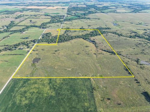 504 Sw Hunter Rd, Towanda, KS, 67144 | Card Image