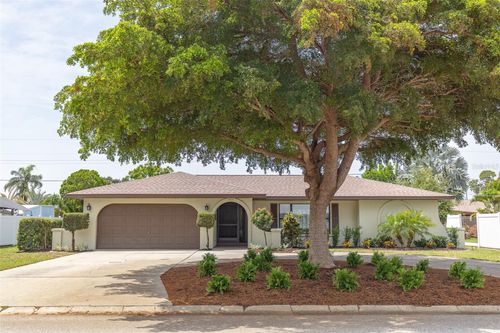 4005 17th Ave W, BRADENTON, FL, 34205-1414 | Card Image