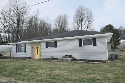 68 School St, Ellenboro, WV, 26346 | Card Image
