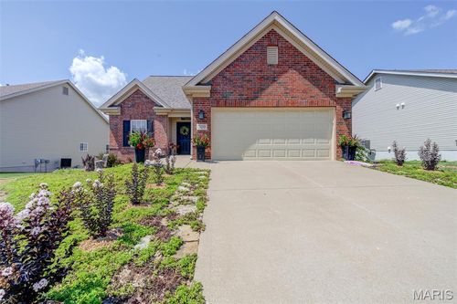 709 Phoenix Way, O Fallon, MO, 63368-3800 | Card Image