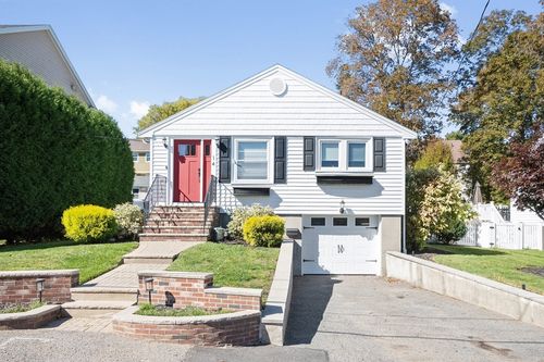 14 Claremont St, Waltham, MA, 02451-1804 | Card Image