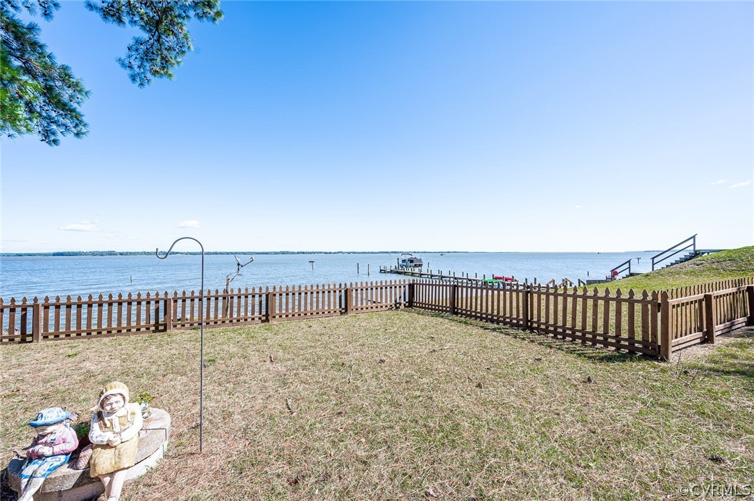 233 Shore Drive, Sold in Dunnsville Zoocasa