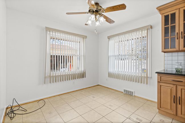 Dining Area | Image 17
