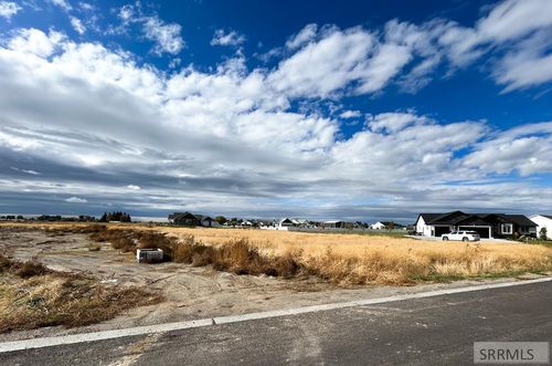 831 E 1580 N, Shelley, ID, 83274-5198 | Card Image