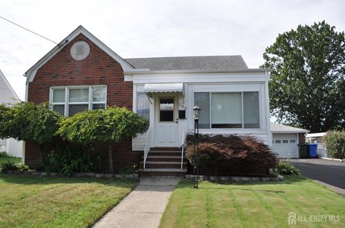 133 Howard St, Perth Amboy, NJ, 08861-1547 | Card Image