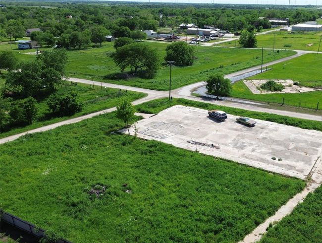 Bird's eye view with a rural view | Image 10