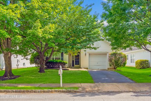 22 Spring Meadow Dr, Lakewood, NJ, 08701-7385 | Card Image