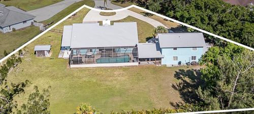 1305 Greenfield Cir, VENICE, FL, 34292-1624 | Card Image