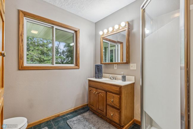 Bathroom | Image 22