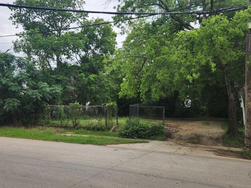 115 E Pembroke Avenue, Dallas, TX, 75203 | Card Image