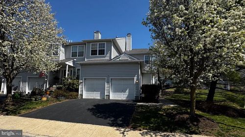 55 Windsor Pl, COLLEGEVILLE, PA, 19426-3925 | Card Image