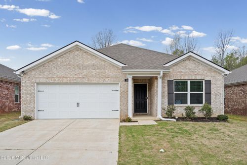 20 Lee Creek Rd, Byhalia, MS, 38611-9132 | Card Image