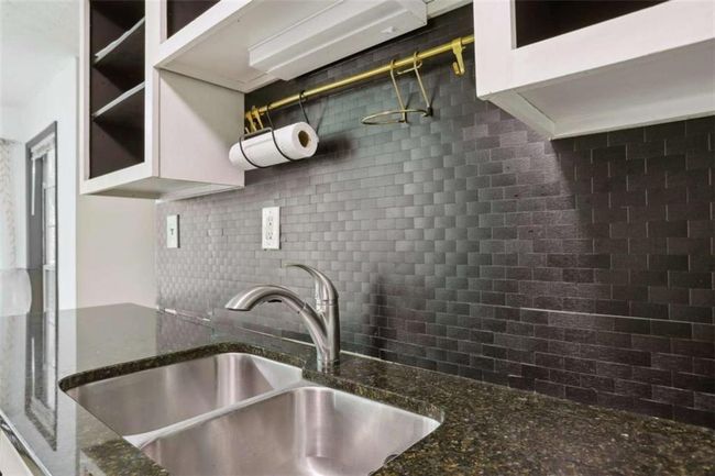702 Glenleaf Dr, Condo with 2 bedrooms, 2 bathrooms and null parking in Peachtree Corners GA | Image 11