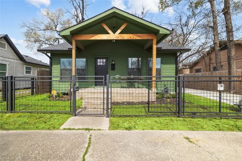 4603 Farmer St, Houston, TX, 77020-4330 | Card Image