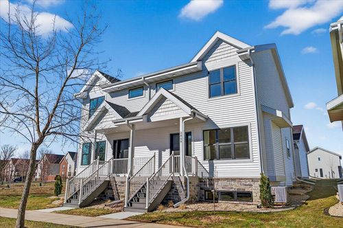 2809 Crinkle Root Drive, Fitchburg, WI, 53711 | Card Image