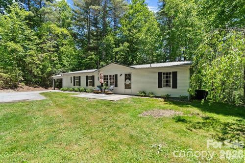 122 Fallswood Ct, Hendersonville, NC, 28739-8418 | Card Image