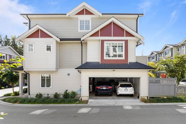 113 - 13898 64 Avenue, Townhouse with 4 bedrooms, 3 bathrooms and 2 parking in Surrey BC | Image 1