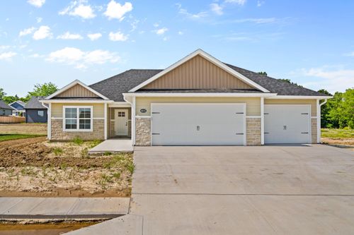 4835 Ambassador Dr, ASHLAND, MO, 65010-1265 | Card Image