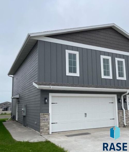 9648 W Tunis Dr, Sioux Falls, SD, 57106-8566 | Card Image