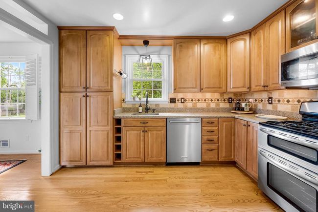 10406 Greenside Dr, House other with 4 bedrooms, 3 bathrooms and null parking in COCKEYSVILLE MD | Image 16