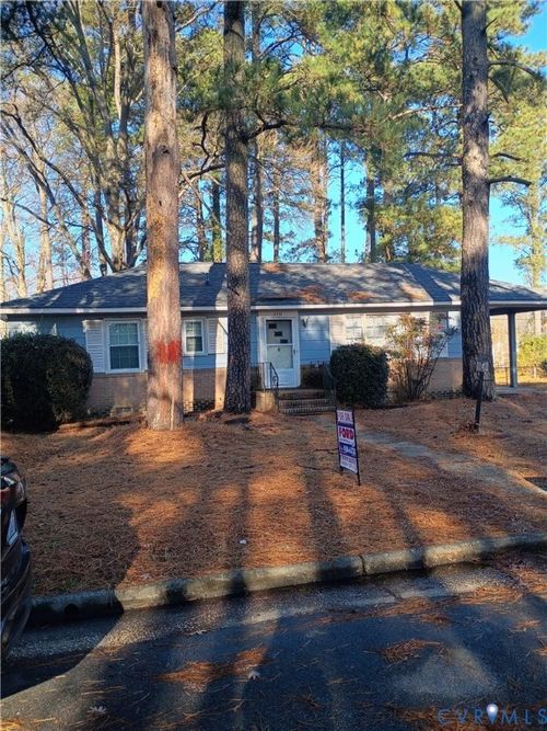 3213 Norfolk St, Hopewell, VA, 23860-4813 | Card Image