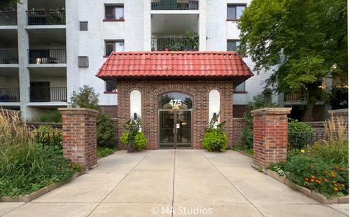 107-475 Plum Creek Dr, Wheeling, IL, 60090-6346 | Card Image