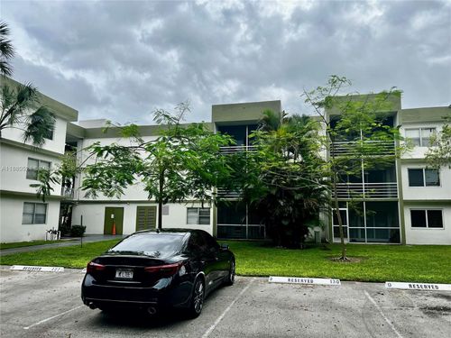 apt-215-4235 N University Dr, Sunrise, FL, 33351-6223 | Card Image