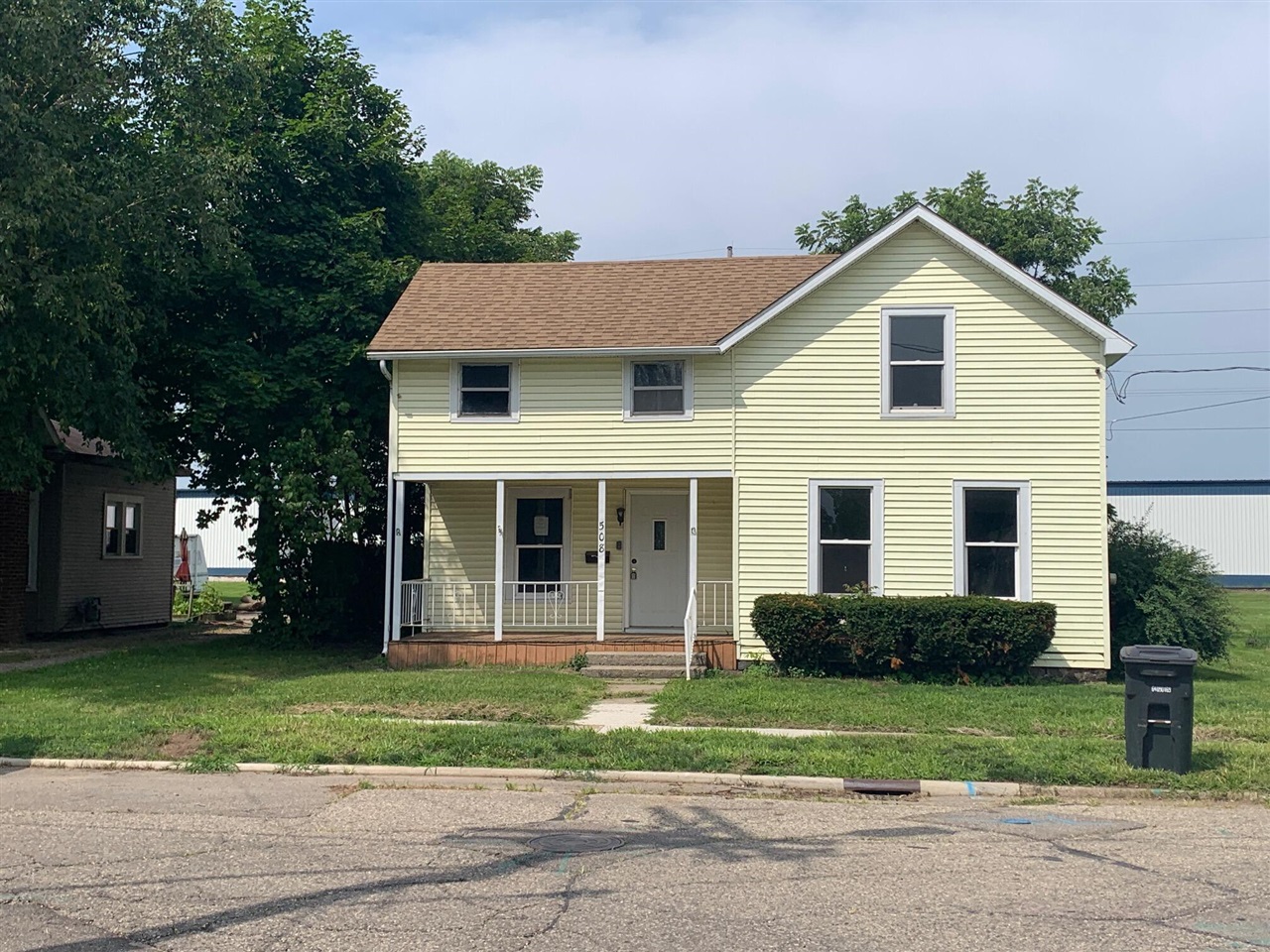 Clay St, Sturgis, MI 49091
