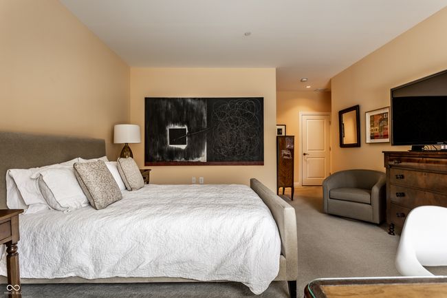 UNIT-204 - 333 Massachusetts Ave, Condo with 2 bedrooms, 2 bathrooms and null parking in Indianapolis IN | Image 28