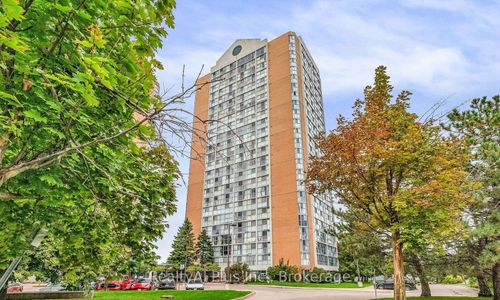 2206-25 Trailwood Dr, Mississauga, ON, L4Z3K9 | Card Image