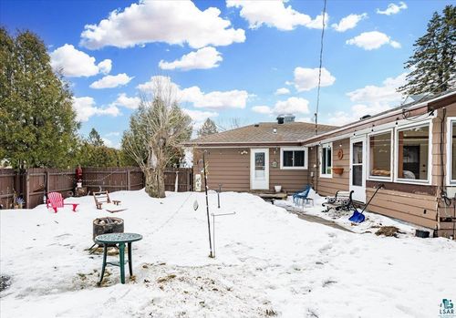 601 12th Ave, Two Harbors, MN, 55616-1217 | Card Image