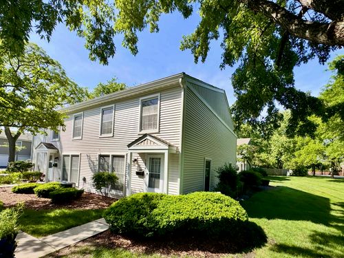d-1674 Williamsburg Ct, Wheaton, IL, 60189-8275 | Card Image