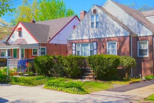 13124 233rd St, Rosedale, NY, 11422-1306 | Card Image