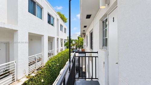 8-951 Jefferson Ave, Miami Beach, FL, 33139-8470 | Card Image