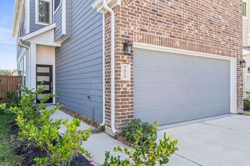 7818 Starfish Arbor Dr, Cypress, TX, 77433 | Card Image