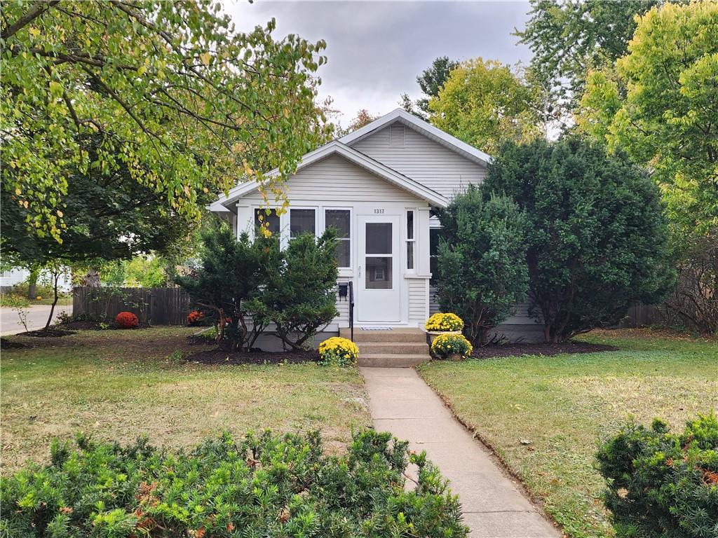 Lyndale Ave, Eau Claire, WI 54701