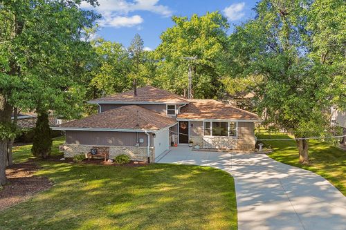 125 Kimber Dr, New Lenox, IL, 60451-1131 | Card Image