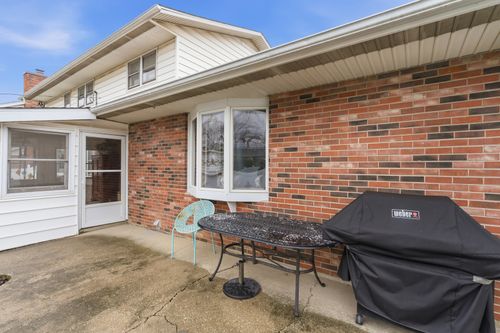 1017 Putnam Dr, Lockport, IL, 60441-3723 | Card Image