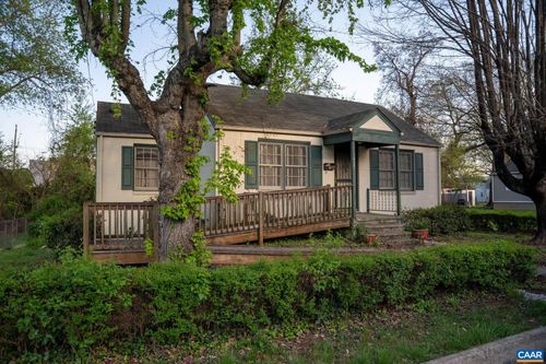 414 10 1/2 St Nw, Charlottesville, VA, 22903-2231 | Card Image