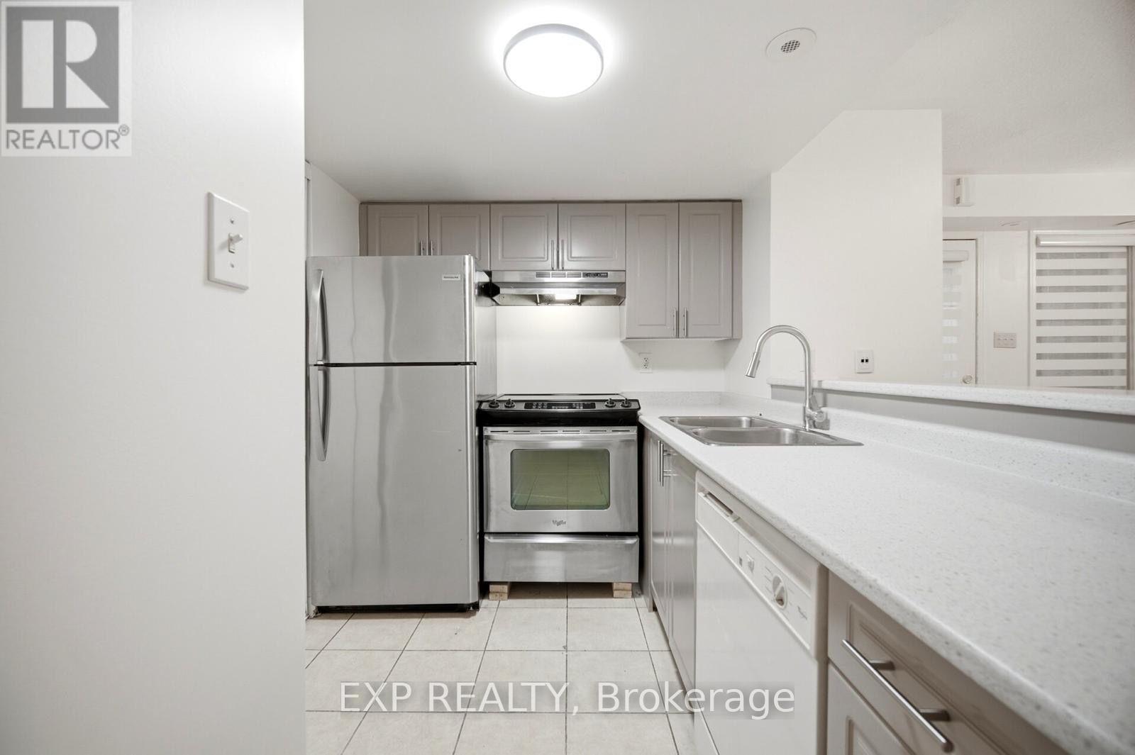 Residential Lease in Toronto (Malvern) 2