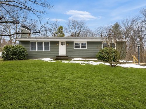 3 Santom St, Auburn, MA, 01501-2725 | Card Image