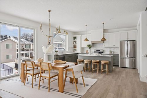 13381 Cadogan Way, Rosemount, MN, 55068-5575 | Card Image