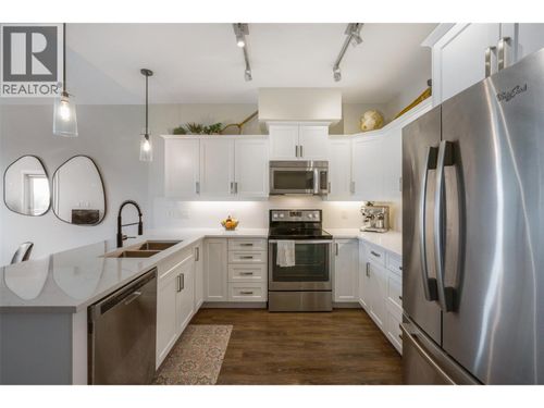 407-3733 Casorso Rd, Kelowna, BC, V1W5E3 | Card Image