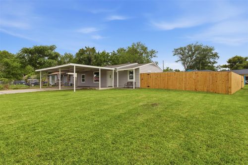 2307 Windsor Ln, Pasadena, TX, 77506-3948 | Card Image