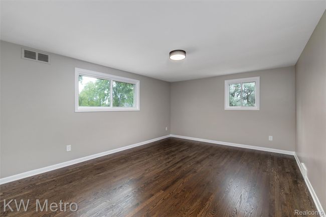 36-1607 Yorktown St 0013.jpg | Image 35