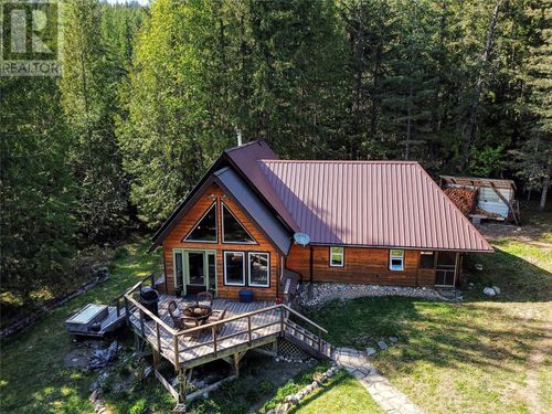 16317 Cedar Rd, Crawford Bay, BC, V0B | Card Image
