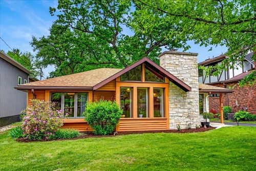 5106 St Cyr Road, Westport, WI, 53562 | Card Image