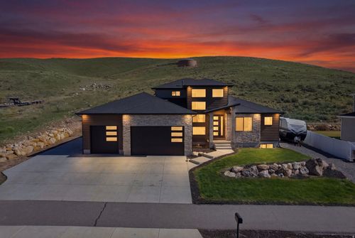 2313 Patriot Dr, Eagle Mountain, UT, 84005-6283 | Card Image