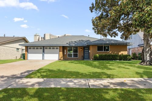 7622 Troulon Dr, Houston, TX, 77074-4232 | Card Image