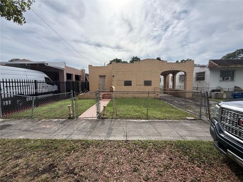 1922 Nw 47th Ter, Miami, FL, 33142 | Card Image